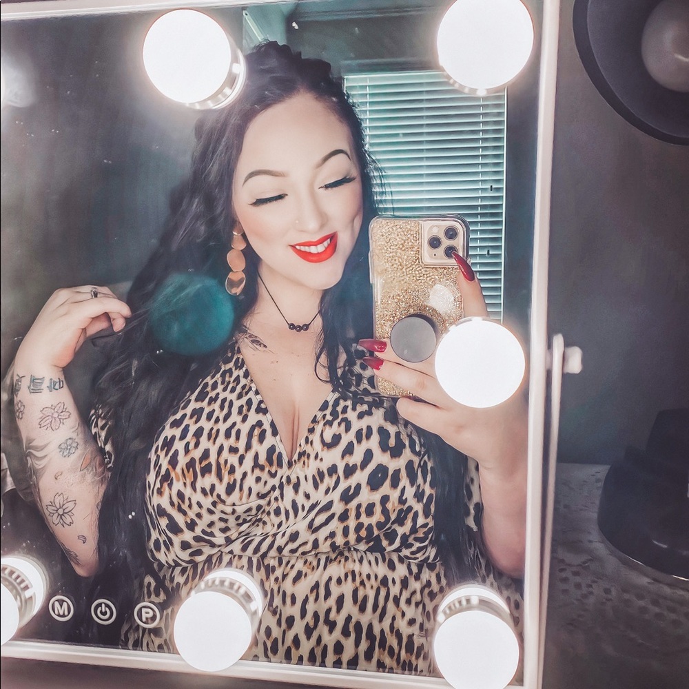 Meet your Posher, Sara